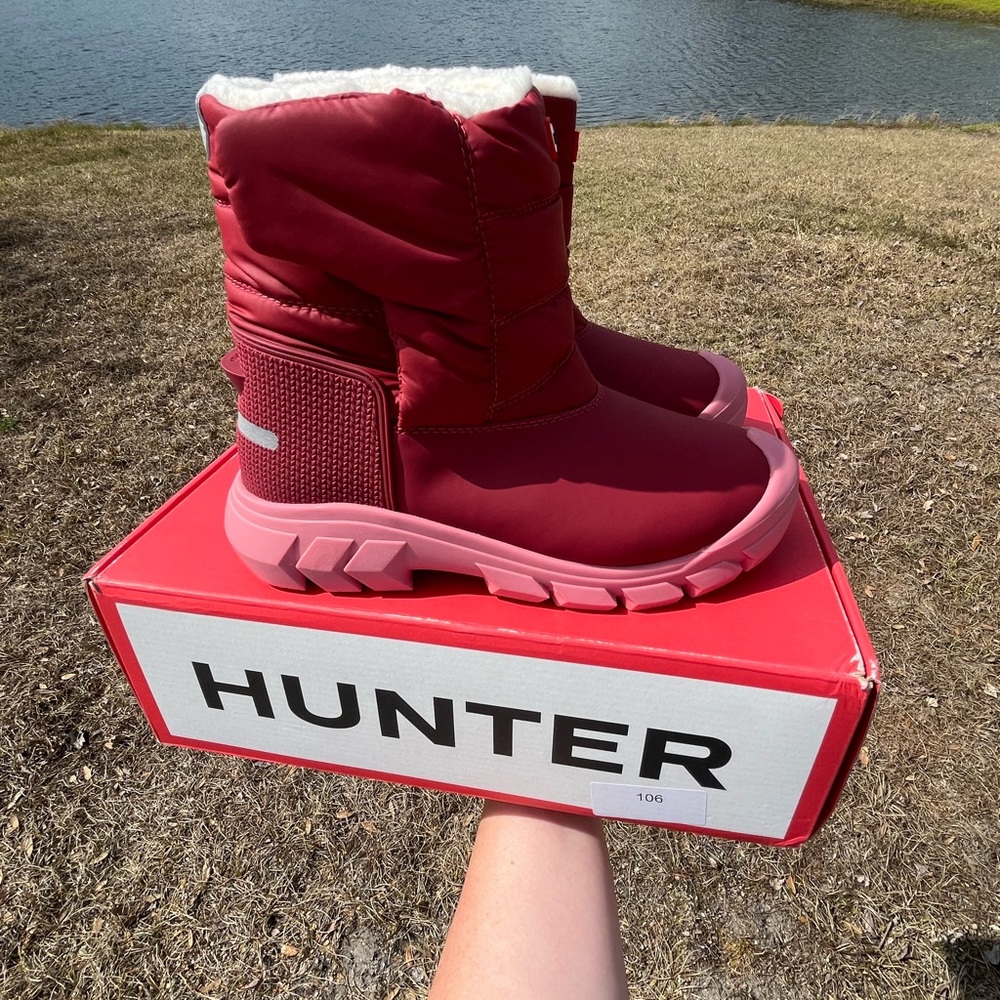 NWT Hunter BK Snow Boot In Purring Pink Size Girl 5 - Picture 2 of 14